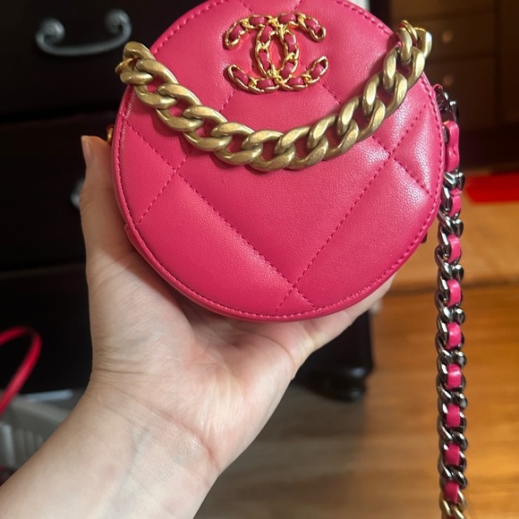 CHANEL PINK ROUND 19 - Picture 7 of 16